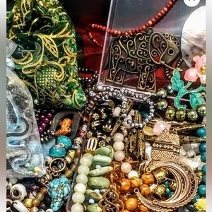 TWO FULL LB Vintage to Now Jewelry Lot- MYSTERY BOX 🎁 Gold Silver MORE